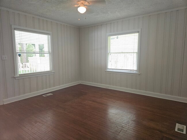 Building Photo - 5531 Wrightsville Ave