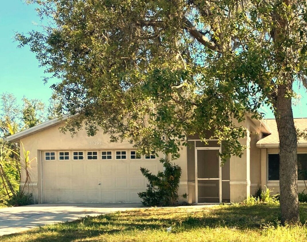 Primary Photo - 30299 Holly Rd
