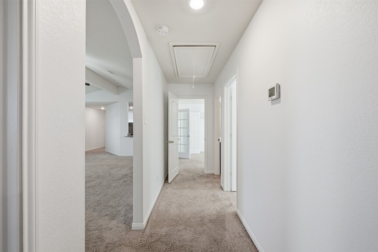 Foto principal - 340 Barrel Cactus Dr