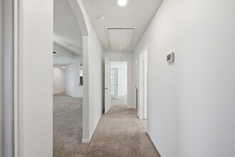 Building Photo - 340 Barrel Cactus Dr