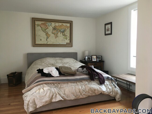 Foto del edificio - 499 Beacon St