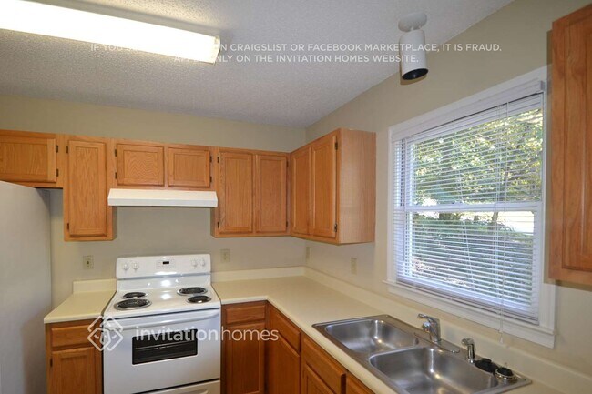 Building Photo - 1108 Clifford Dr