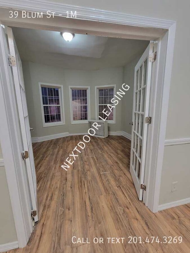 Foto del edificio - 39 Blum St