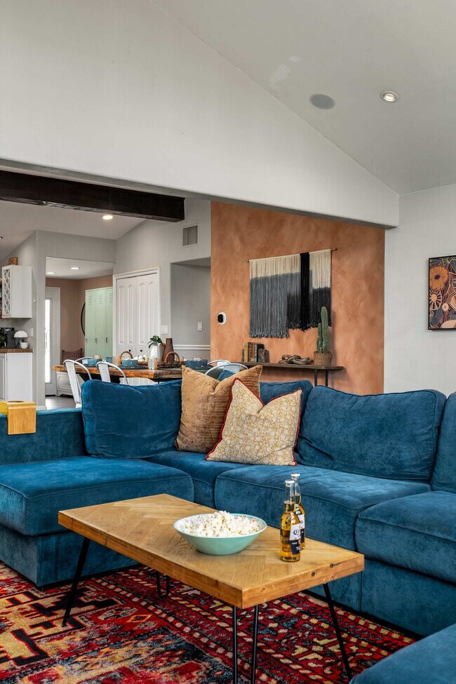 Foto del edificio - 6922 Jackson Dr