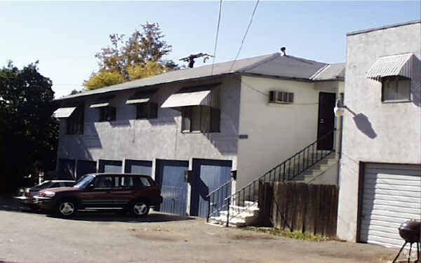 Primary Photo - 818 E Sacramento St