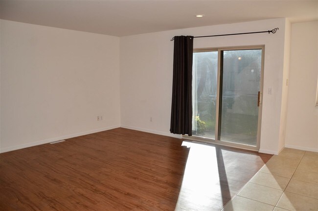 Building Photo - 6215 Loretta Lane