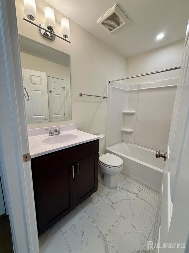 Building Photo - 1238 Waterford Dr