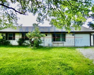 Building Photo - 4320 W Rolling Meadows Blvd