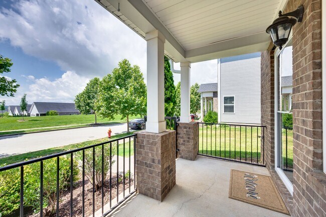 Foto del edificio - 1840 Riverbirch Ln