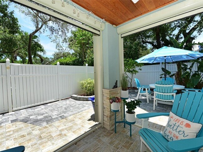 Foto del edificio - 4901 Bethel Creek Dr