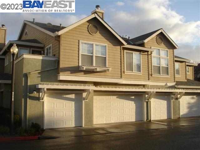 Foto principal - 214 Windward Common