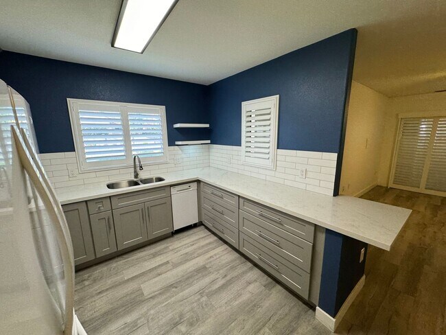 Building Photo - Charming 1-Bedroom Home in the heart of Gilbert – Prime Location!