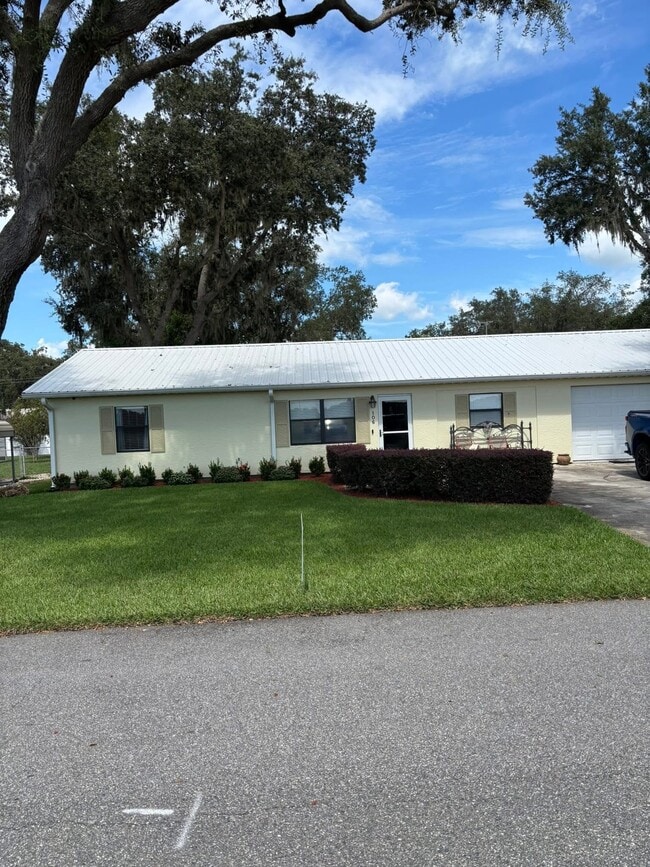 Building Photo - 106 Bridges Rd