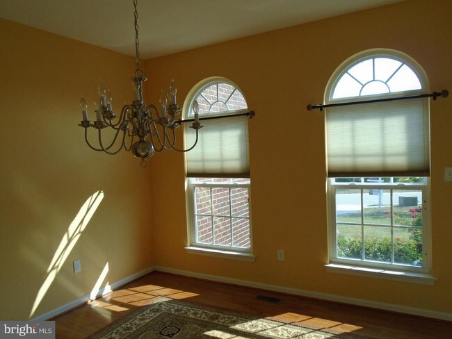 Building Photo - 7531 Talbots Woods Ct