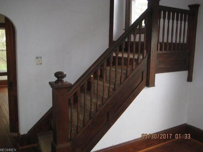 Building Photo - 430 s merdian