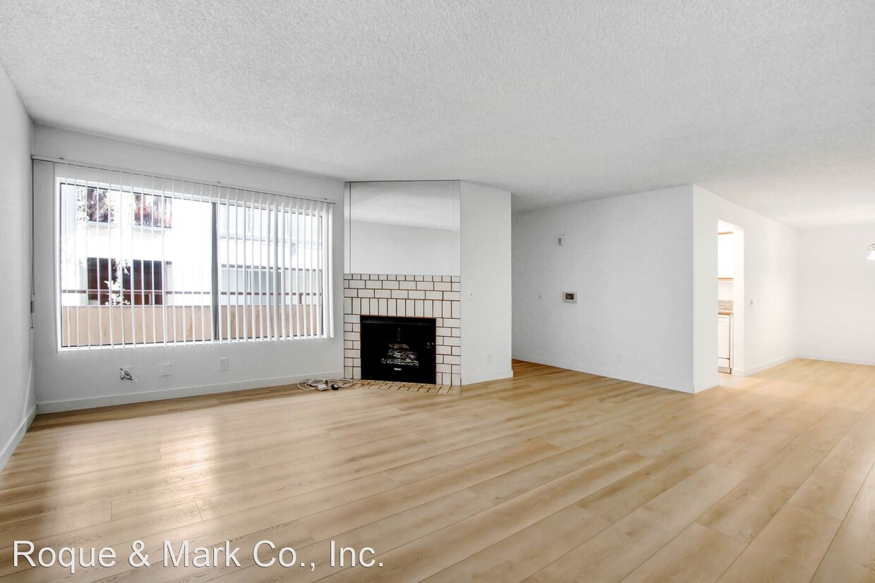 Foto principal - 2 br, 2 bath Apartment - 10604 Wilkins Ave...