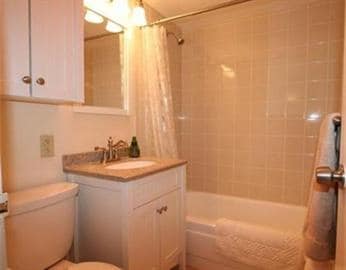 Building Photo - 9 Hawthorne Pl