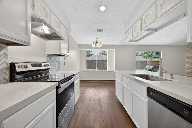 Foto del edificio - 22511 Archibald Blair Ln