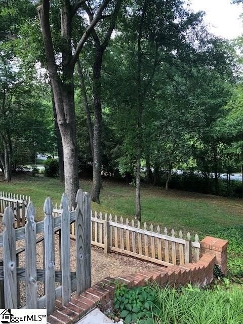 Foto del edificio - 201 S Lady Slipper Ln