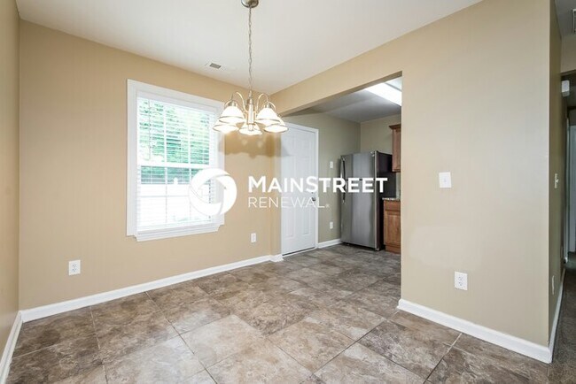 Foto del edificio - 3 Bedroom Pet-Friendly Home in Raleigh, NC with Main Street Renewal