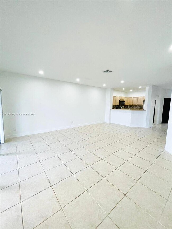 Foto del edificio - 12162 SW 5th Ct