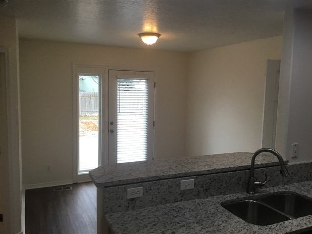 Building Photo - 1029 W Honker Dr