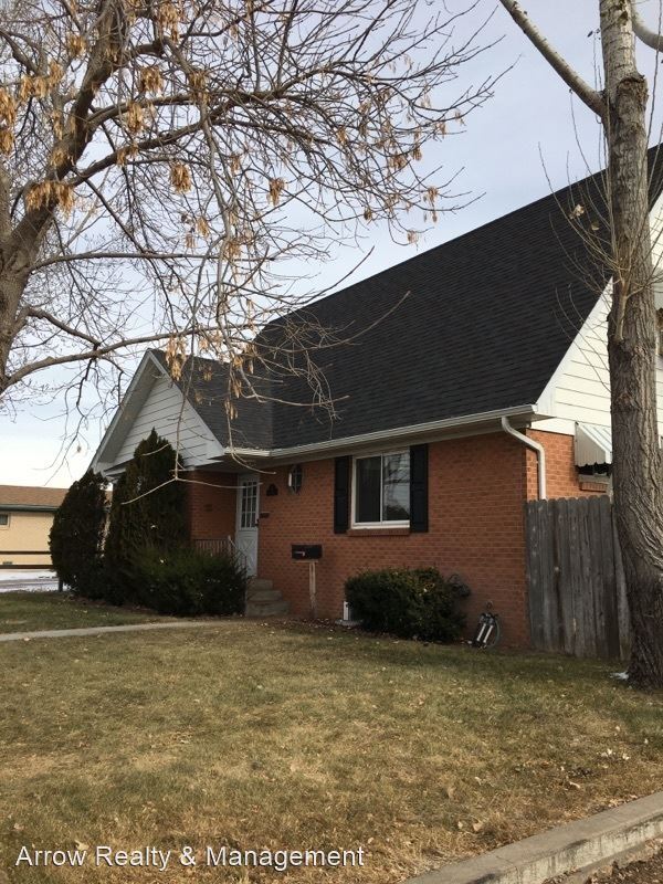 Foto principal - 4 br, 3 bath House - 614 Lane St.