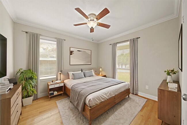 Foto del edificio - 10803 Doud St