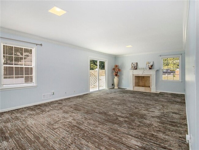 Building Photo - 1770 N Springs Dr