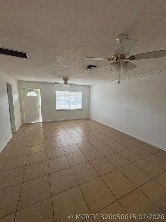 Building Photo - 3801 Van Cott Cir
