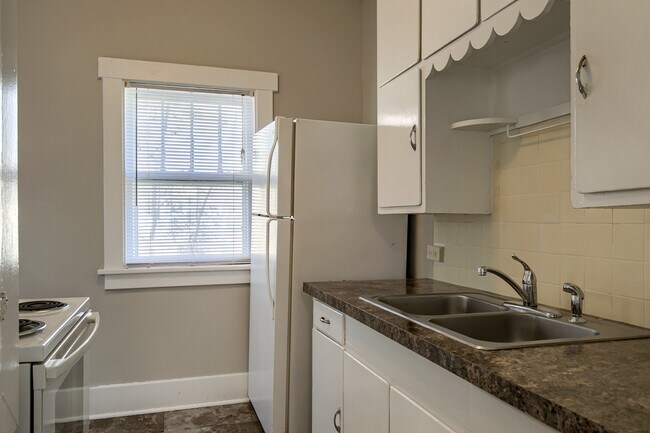 Foto del edificio - 3616 B St