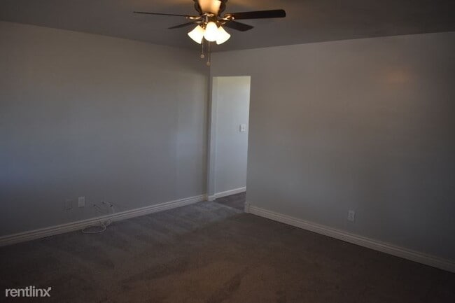 Building Photo - 3 br, 2 bath House - 1386 W Orchid Pl