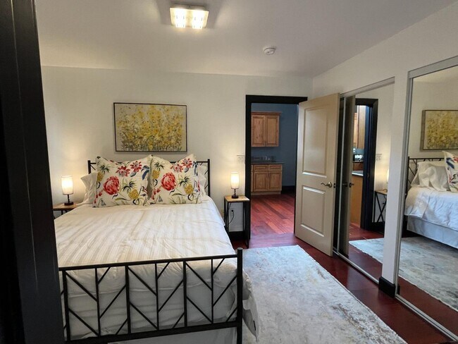 Foto del edificio - 730 E 3rd St