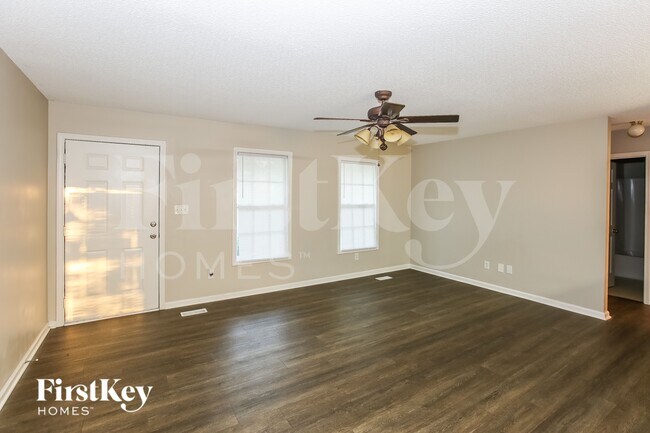 Foto del edificio - 268 Southaven Ct