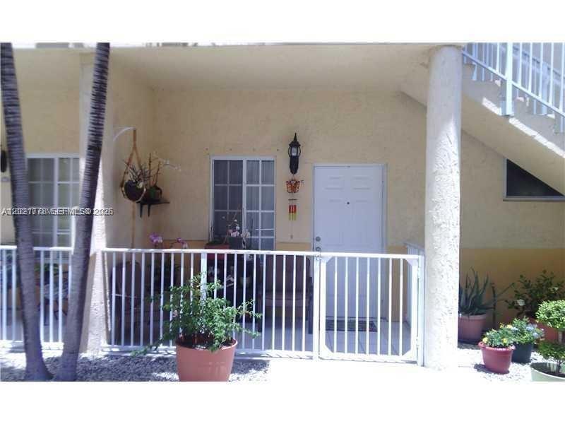 Foto del edificio - 6922 NW 179th St