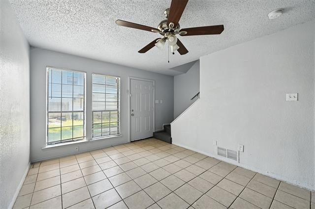 Foto del edificio - 4949 Miller Ave