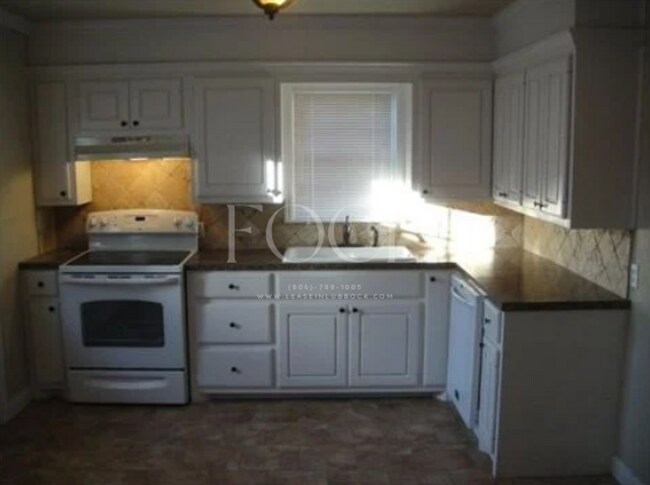 Foto del edificio - Beautiful Hardwood floors!  3/1/1 in the Medical District