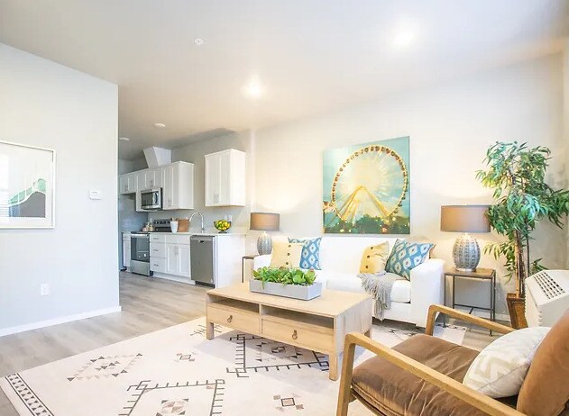 Foto principal - Discover Your Dream Home at Q1 Apartments ...