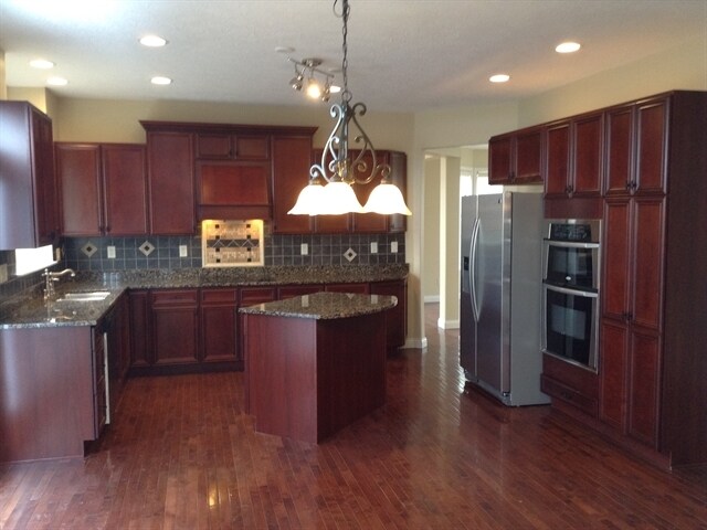 Foto del edificio - 1060 Arbor Springs Dr