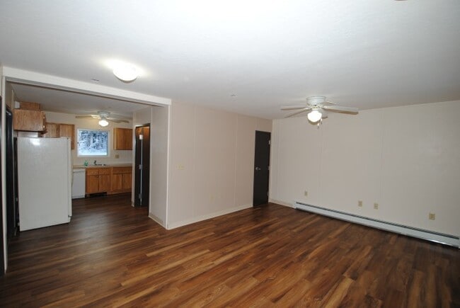 Building Photo - 2 Bed/1 Bath off Nordale Rd