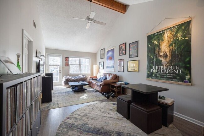 Foto del edificio - 2165 S Milledge Ave