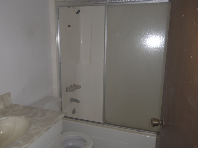 Foto del edificio - 204 W Bernard Ave