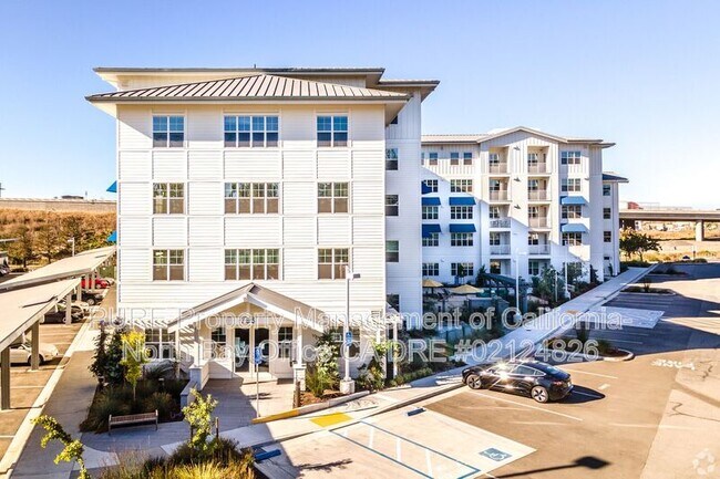 Foto del edificio - 785 Baywood Dr