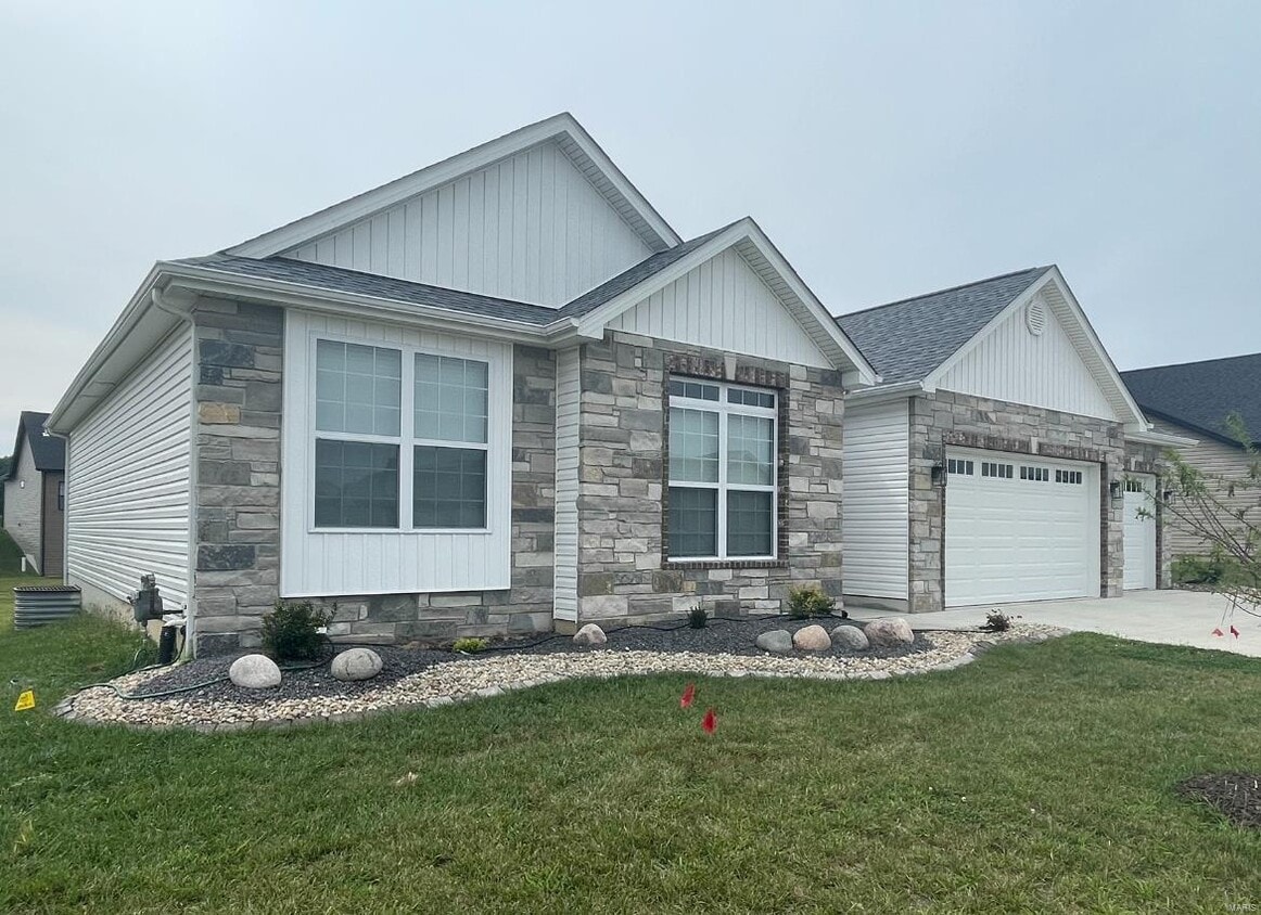 266 Smola Woods Ct  