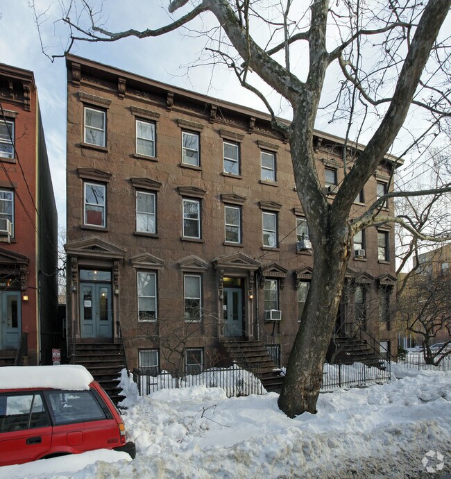 Primary Photo - 278-282 Barrow St