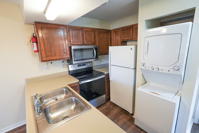 Kitchen - 229 E King St