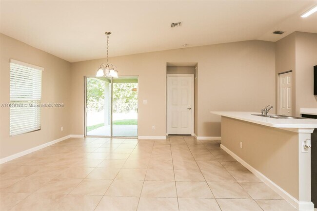 Foto del edificio - 2326 SW Freeman St