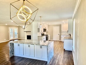 Building Photo - 2007 Wood Pl