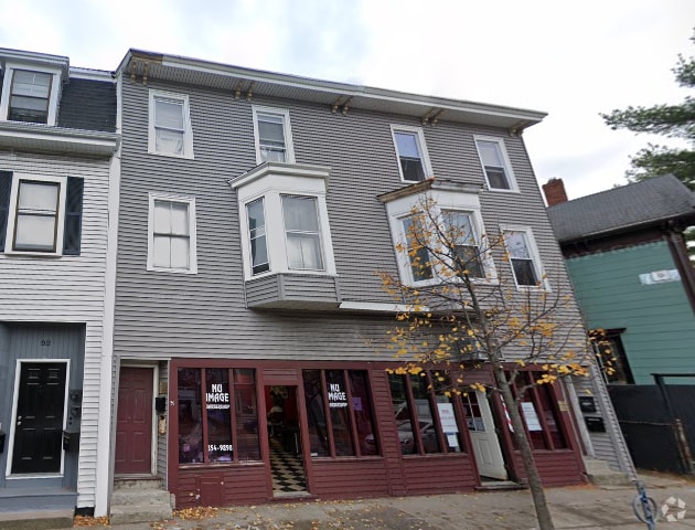 Building Photo - 94 River St