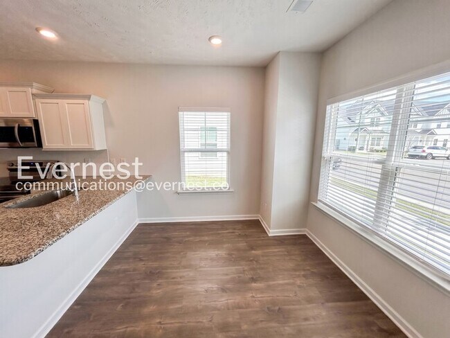 Foto del edificio - 212 Ansley Wy